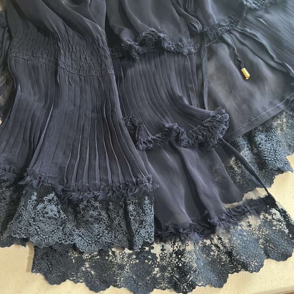 Jet Label, Fashion For Joy, Navy Lace Ruffled Tier Open Front Top, Small. - Picture 9 of 10